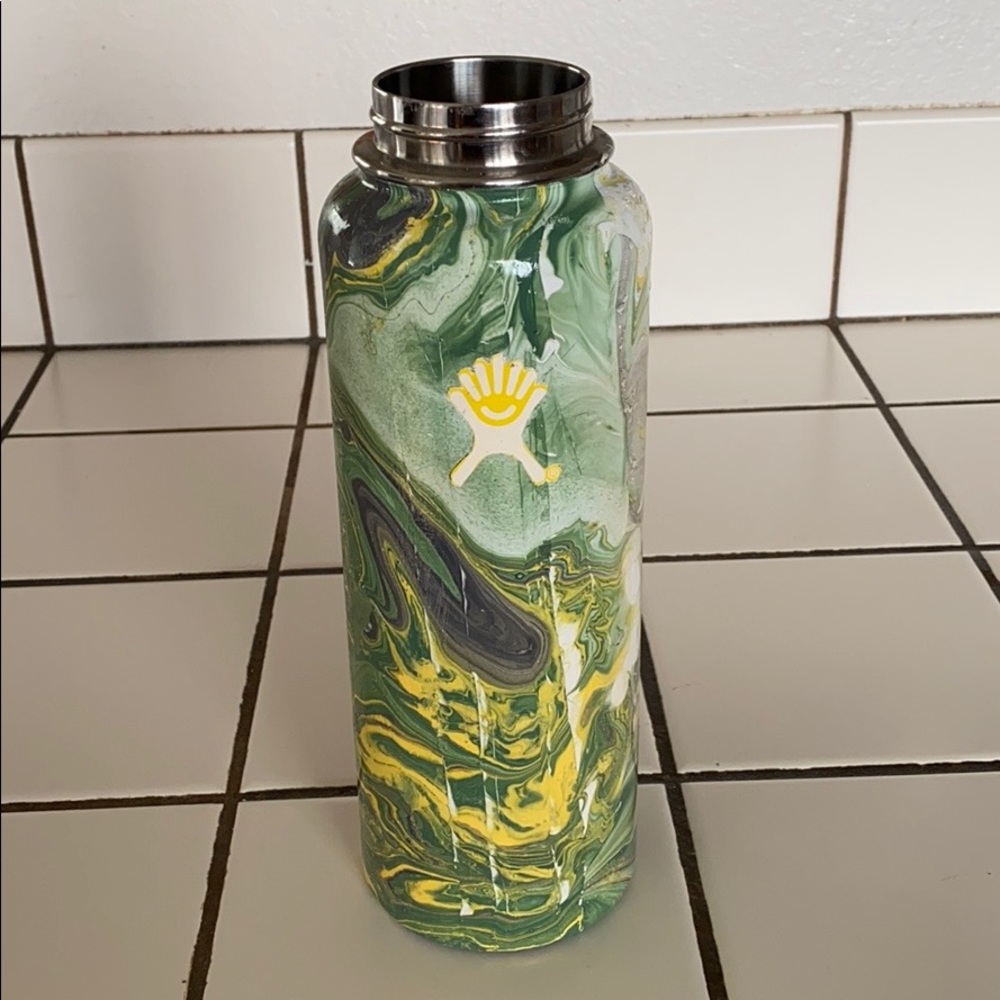 Hydro Flask 40 oz hydro dipped! green/yellow/gray